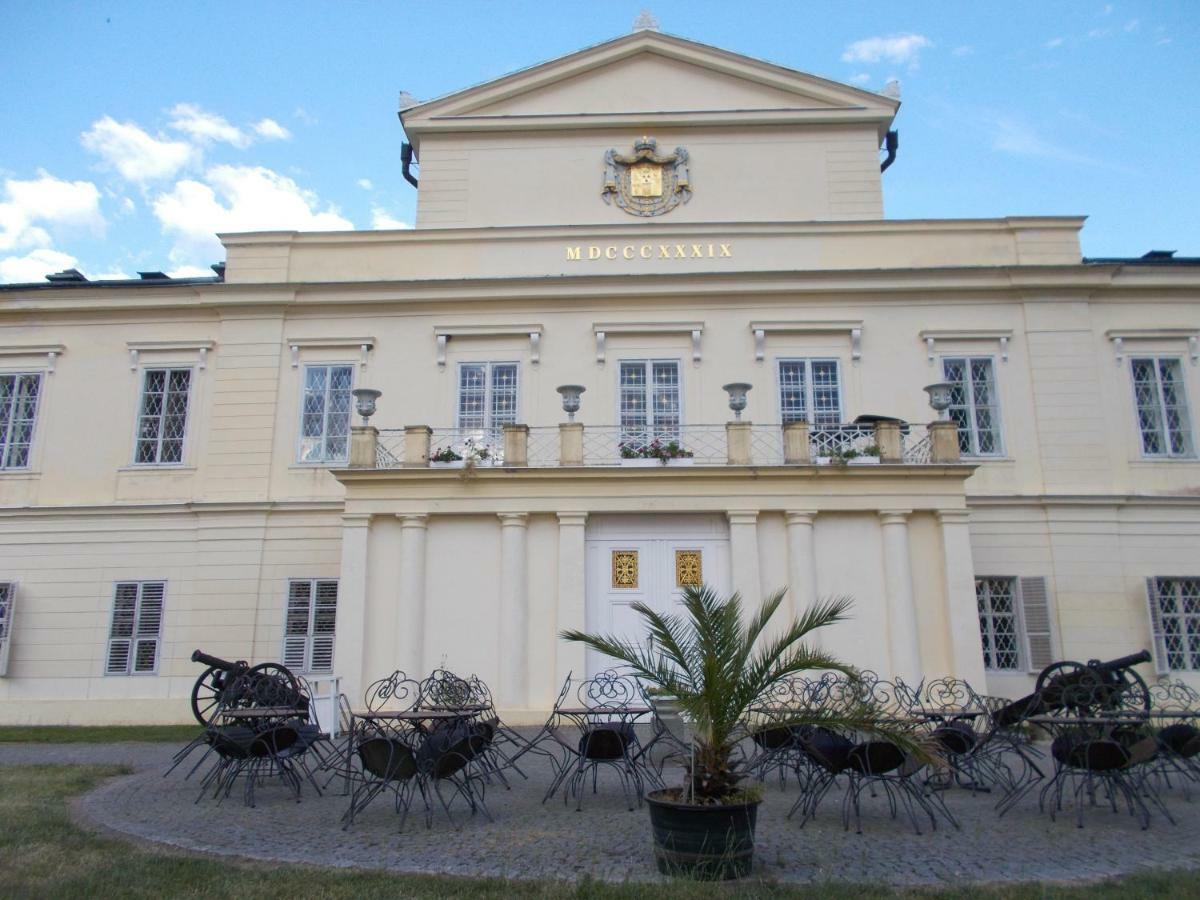 Villa Konig มาเรียอานซเกลาซนี ภายนอก รูปภาพ